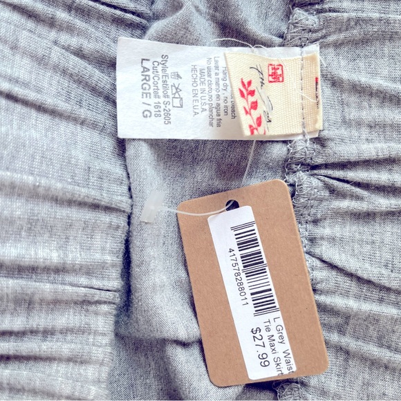 Maxi skirt - Picture 2 of 3